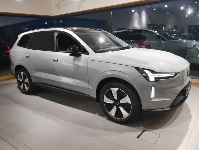 Volvo EX90 Twin Motor Core