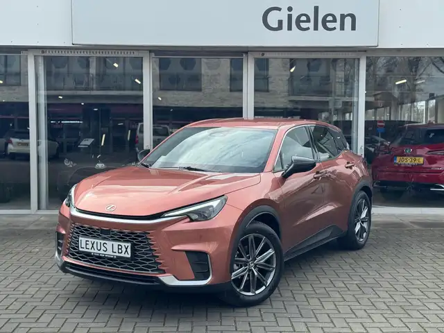 Lexus LBX 1.5 Hybrid Relax Tech Pack | Geheugenfunctie, Leer