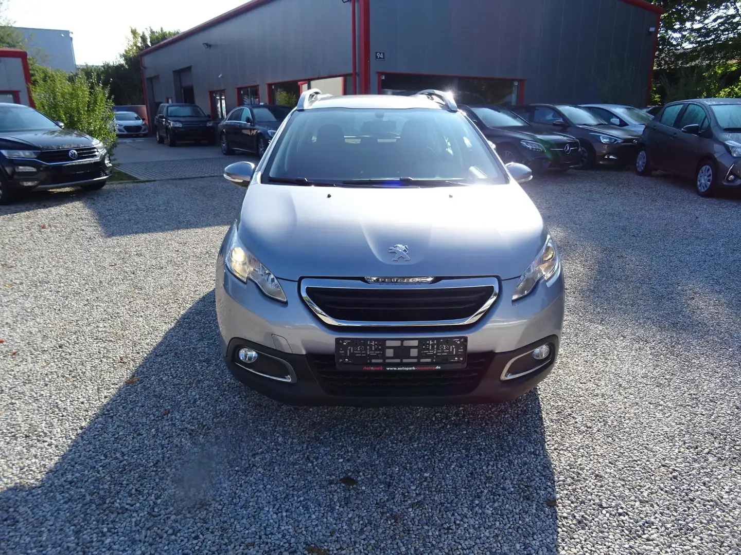 Peugeot 2008 Active Gris - 2