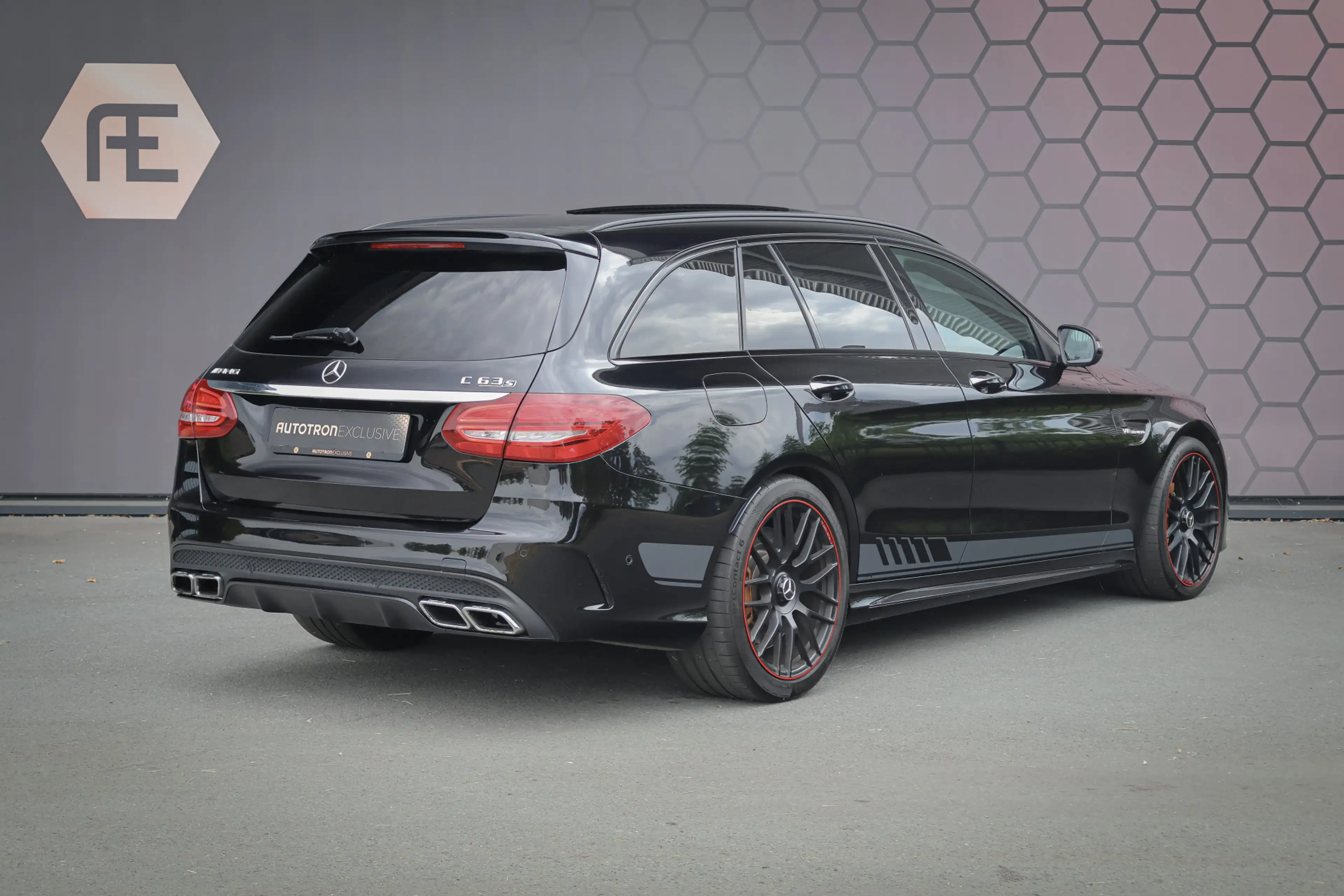 Mercedes-Benz C 63 AMG S Edition 1 | KERAMISCH | KUIPSTOELEN | PANORAMADA — photo 14