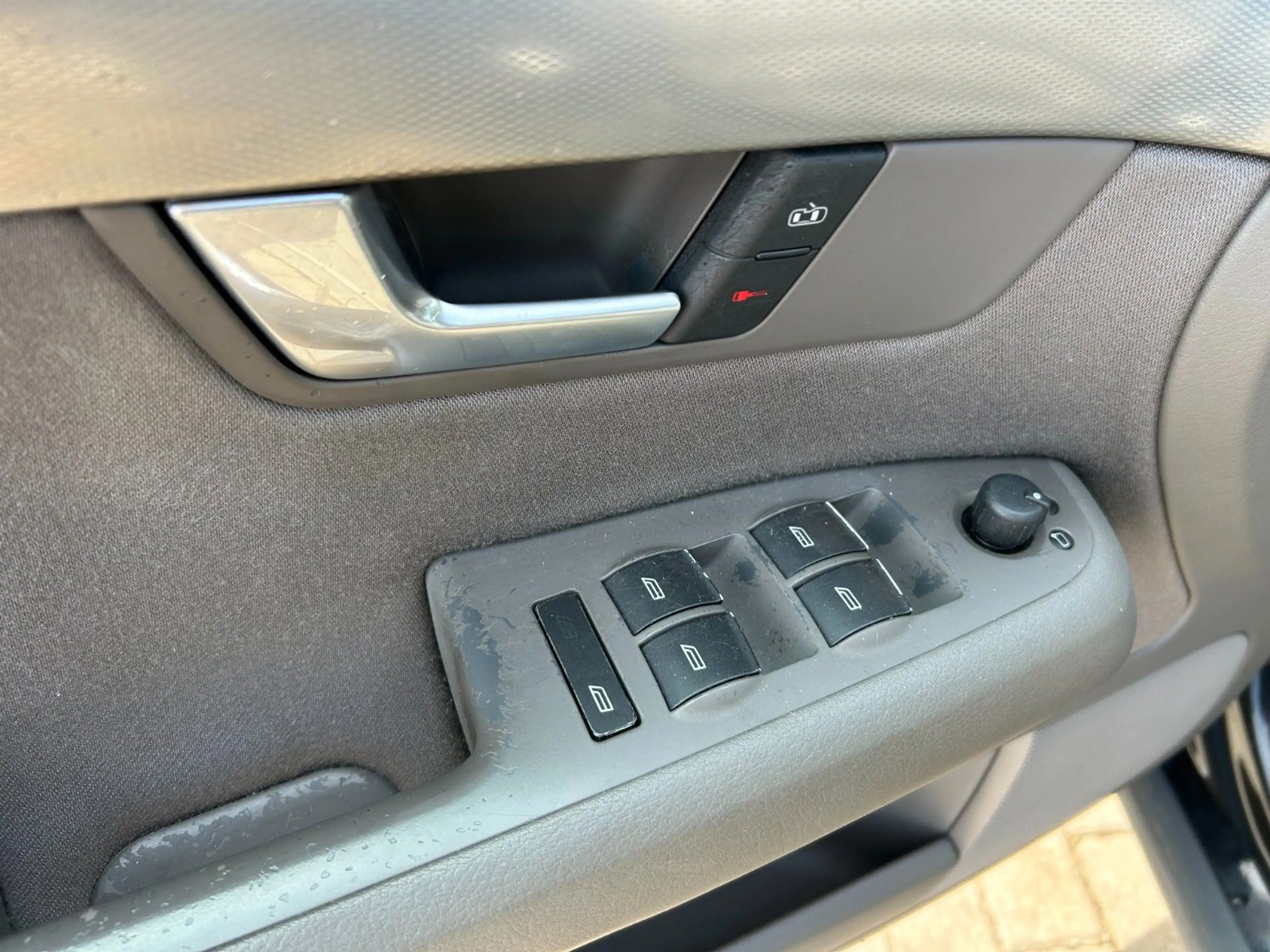 Audi A4 2.4 multitronic Avant Xenon PDC Navi — photo 13
