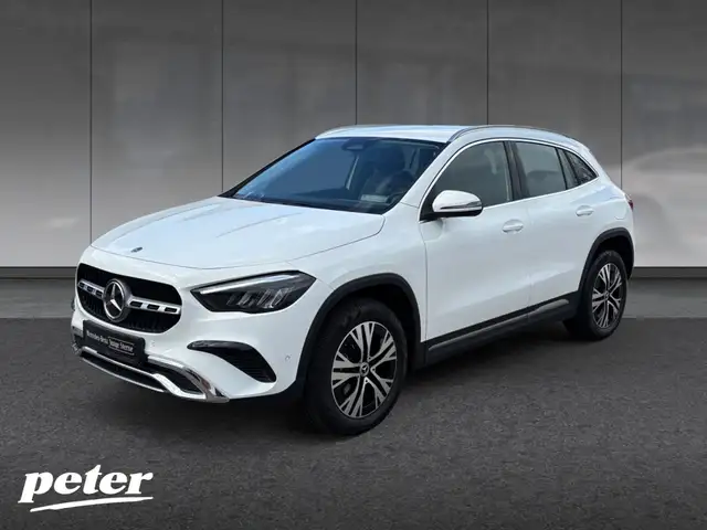 Mercedes-Benz GLA 200 Progressive*Verkehrszeichen
