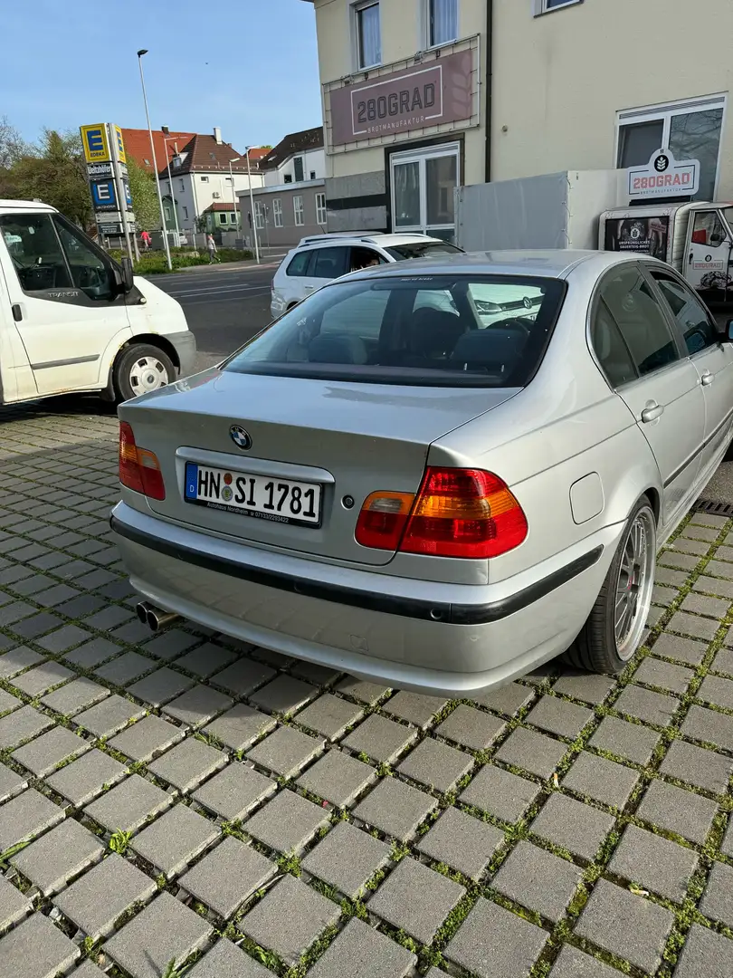 BMW 320 BMW E46 320i Facelift Srebrny - 2
