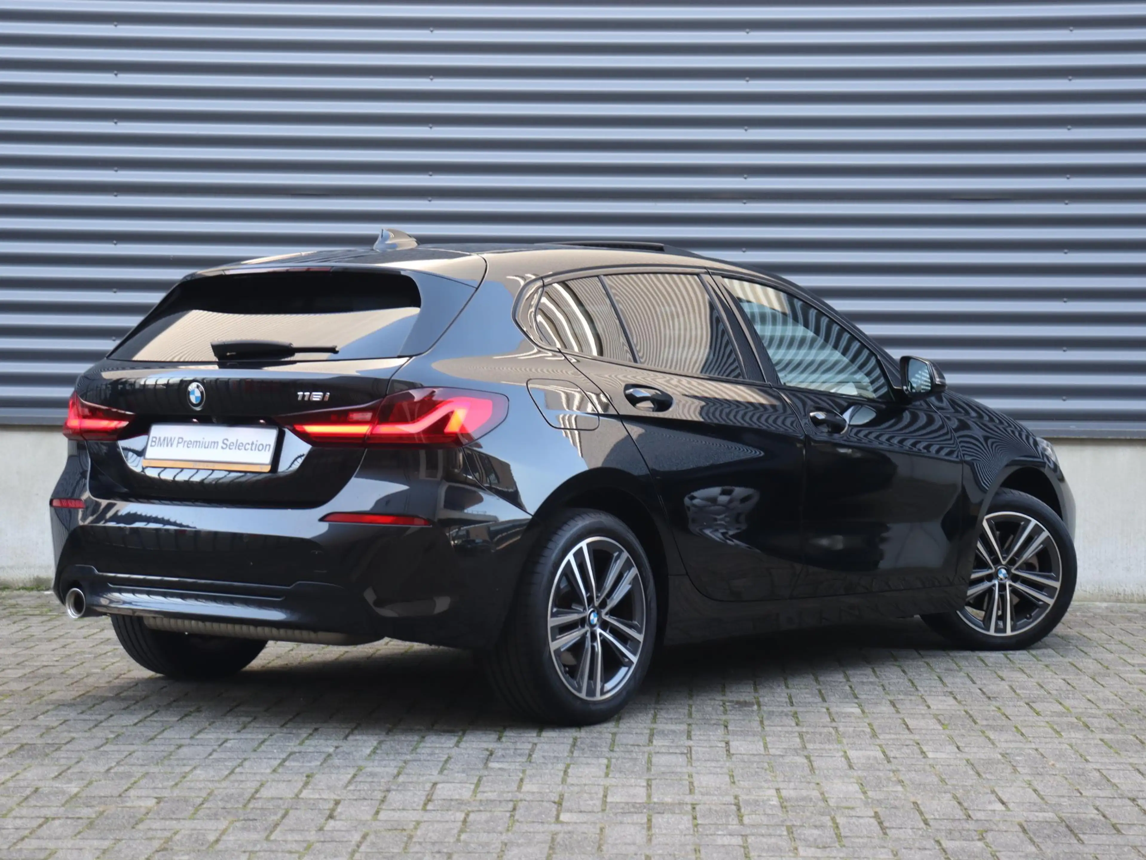 BMW 118 1-serie 118i | Executive | Sport Line | Panodak | — photo 2