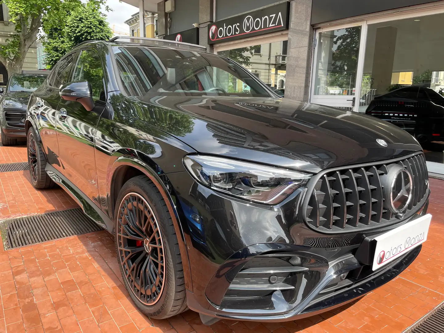 Mercedes-Benz GLC 43 AMG Coupe  Line PREMIUM PLUS EXTRA 4matic Чёрный - 1