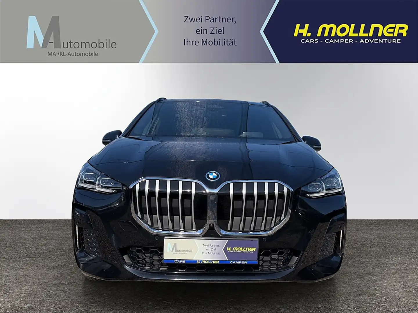 BMW 225 e X Drive M Paket Schwarz - 2