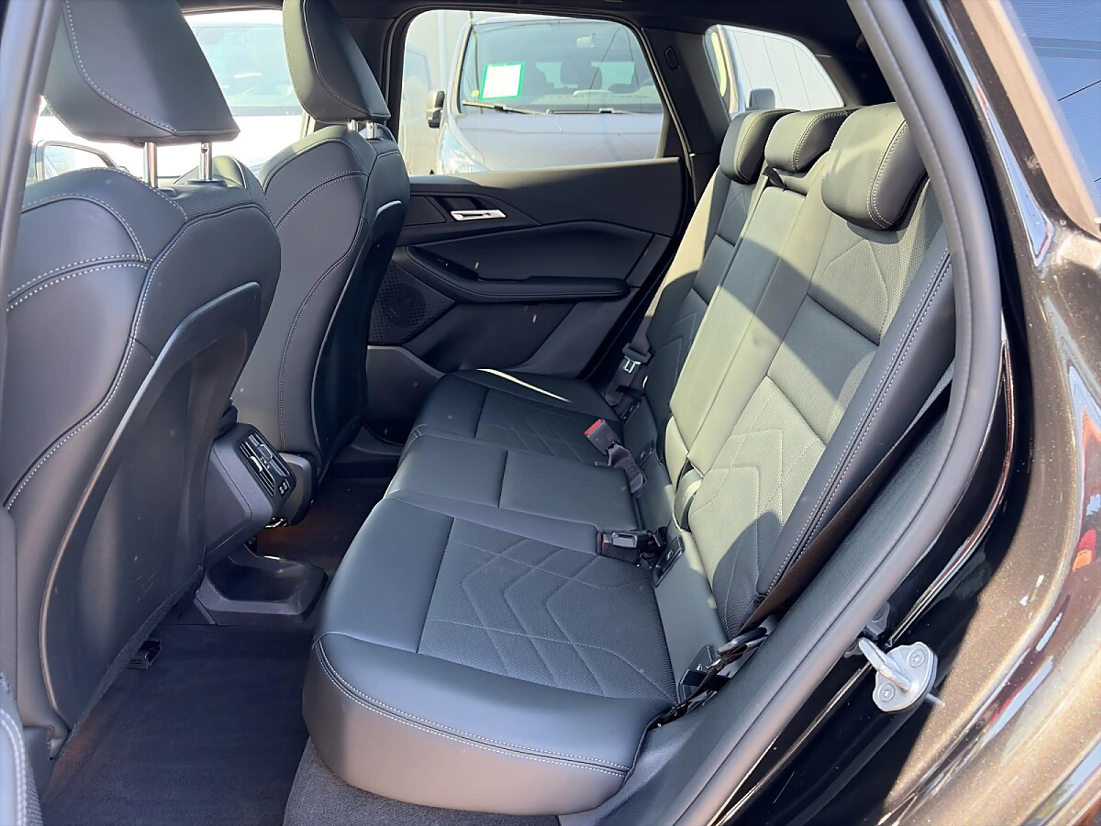 BMW 225 e X Drive M Paket — photo 7