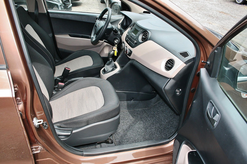 Hyundai i10 Classic+Klima+PDC+TÜV neu — photo 14