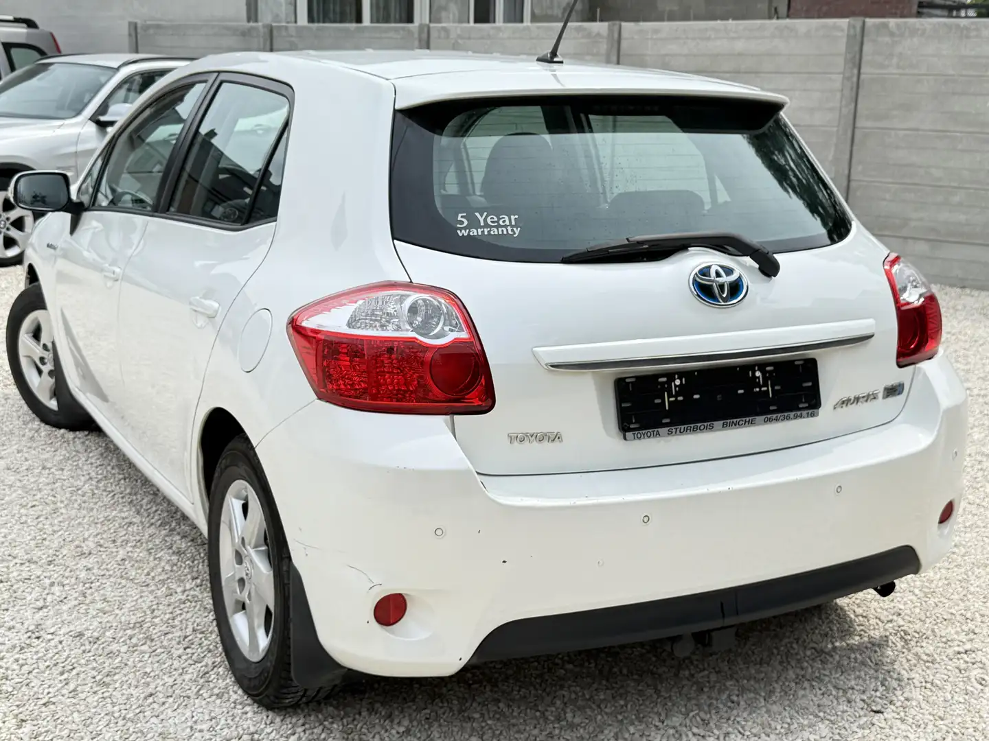 Toyota Auris 1.8i HSD Premium • NAVI • CLIM • JANTES • - 2