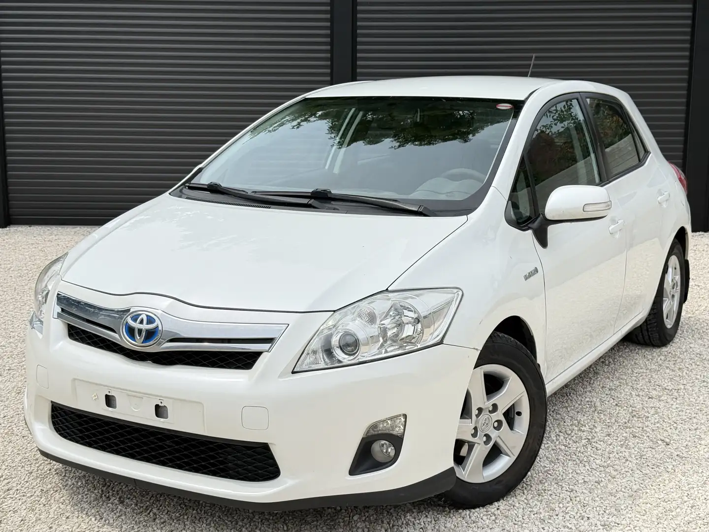 Toyota Auris 1.8i HSD Premium • NAVI • CLIM • JANTES • - 1