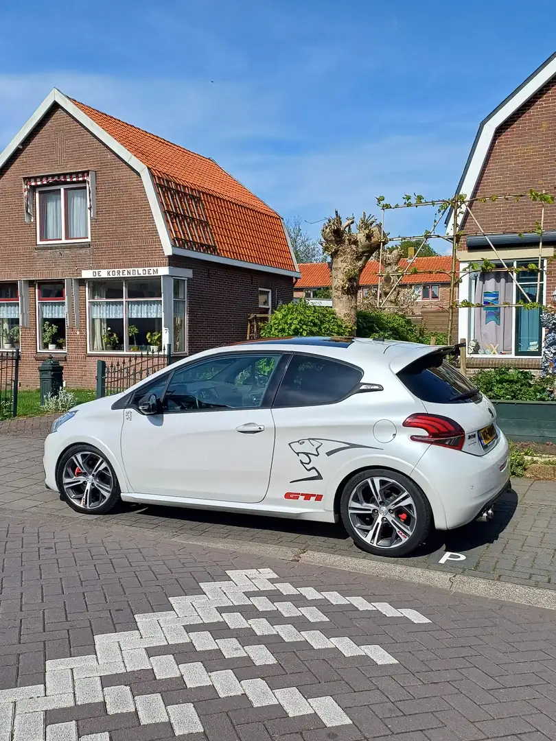 Peugeot 208 1.6 e-THP GTi Wit - 2