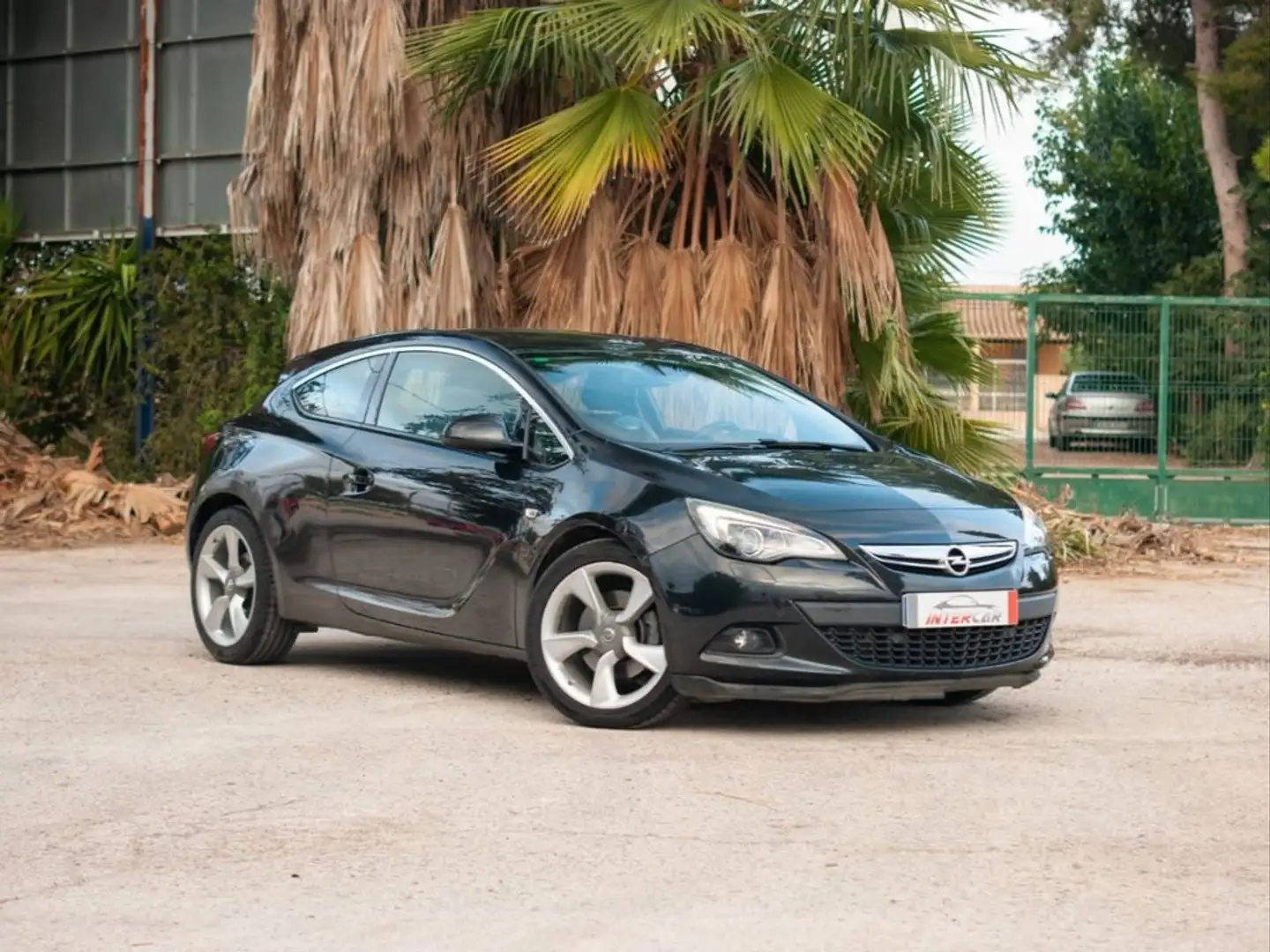 Opel Astra 1.6 CDTi SS Selective GTC Schwarz - 1