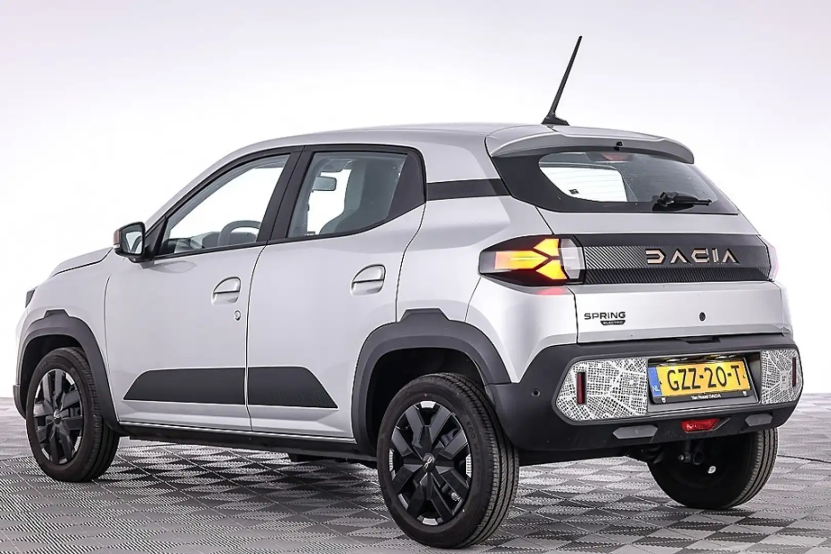 Dacia Spring Extreme 65 26.8 kWh ✅ 1e Eigenaar Gris - 2