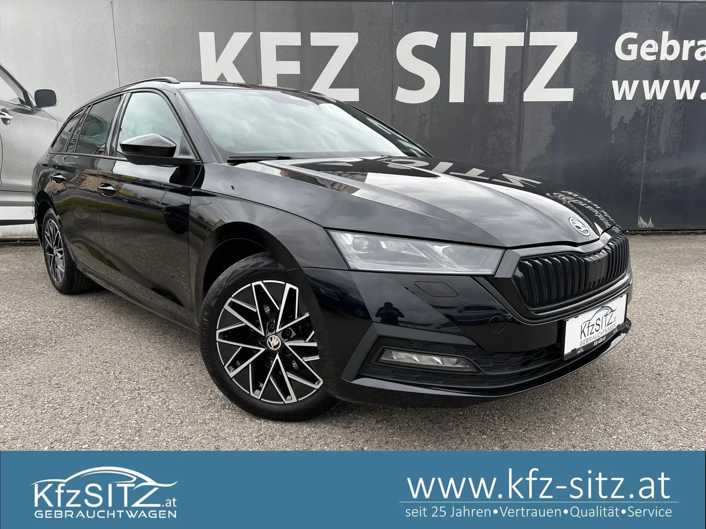 Skoda Octavia Combi 2,0 TDI Sport DSG| AHK*HUD Schwarz - 1