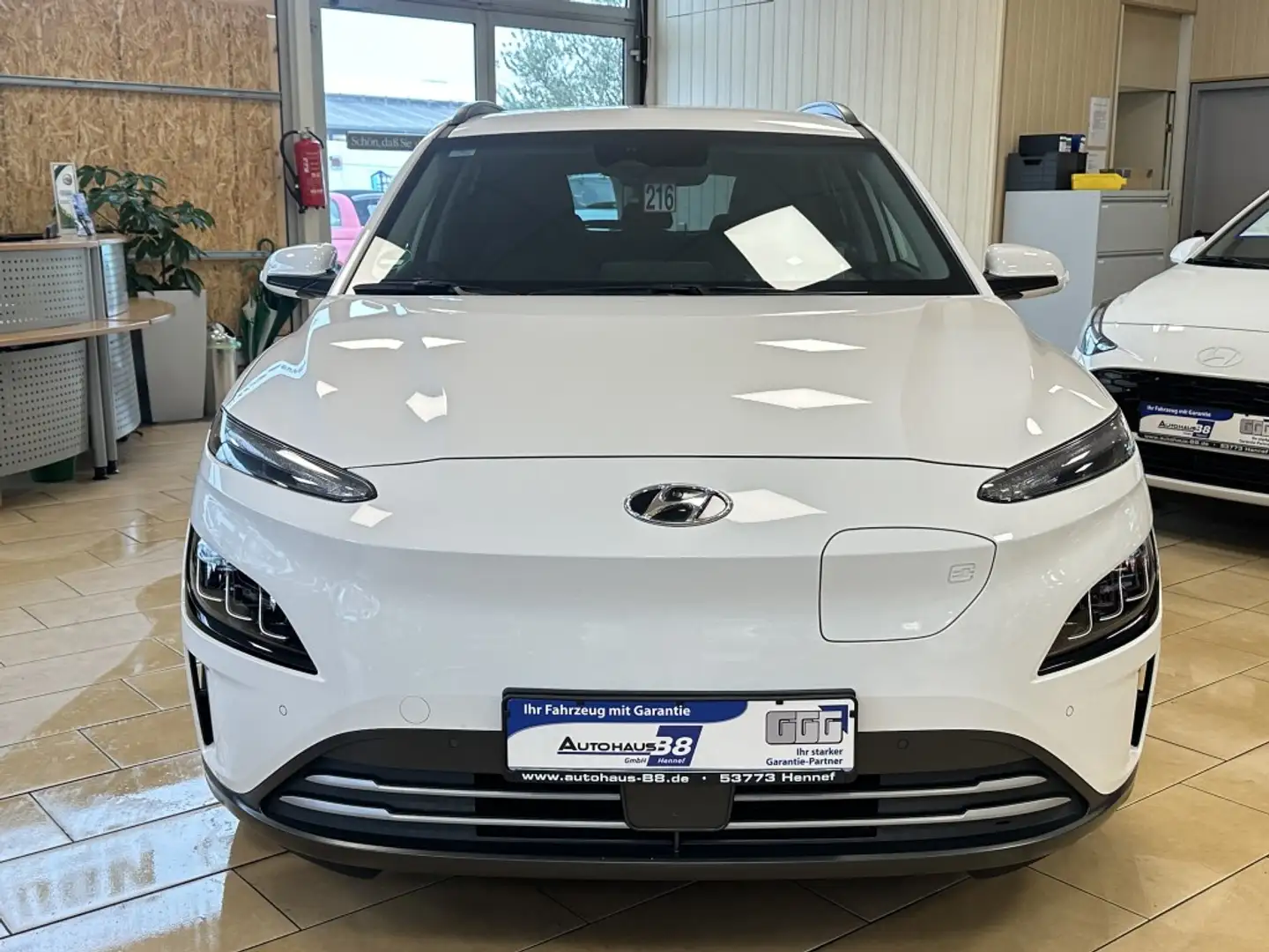 Hyundai KONA Prime*ACC*Krell*HUD*DAB*CarPlay*LED*R.Cam* Weiß - 2