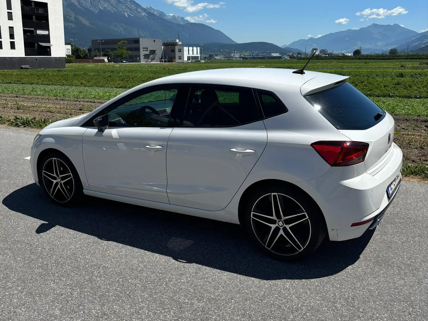 SEAT Ibiza Ibiza 1,0 ECO TSI FR FR Weiß - 2
