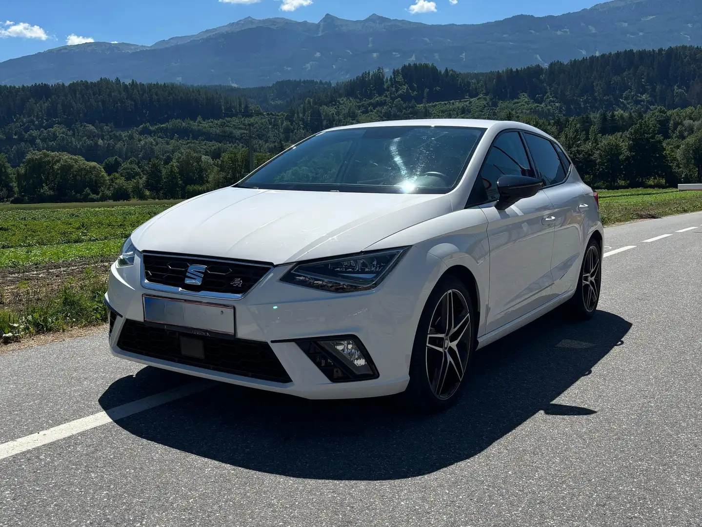 SEAT Ibiza Ibiza 1,0 ECO TSI FR FR Weiß - 1