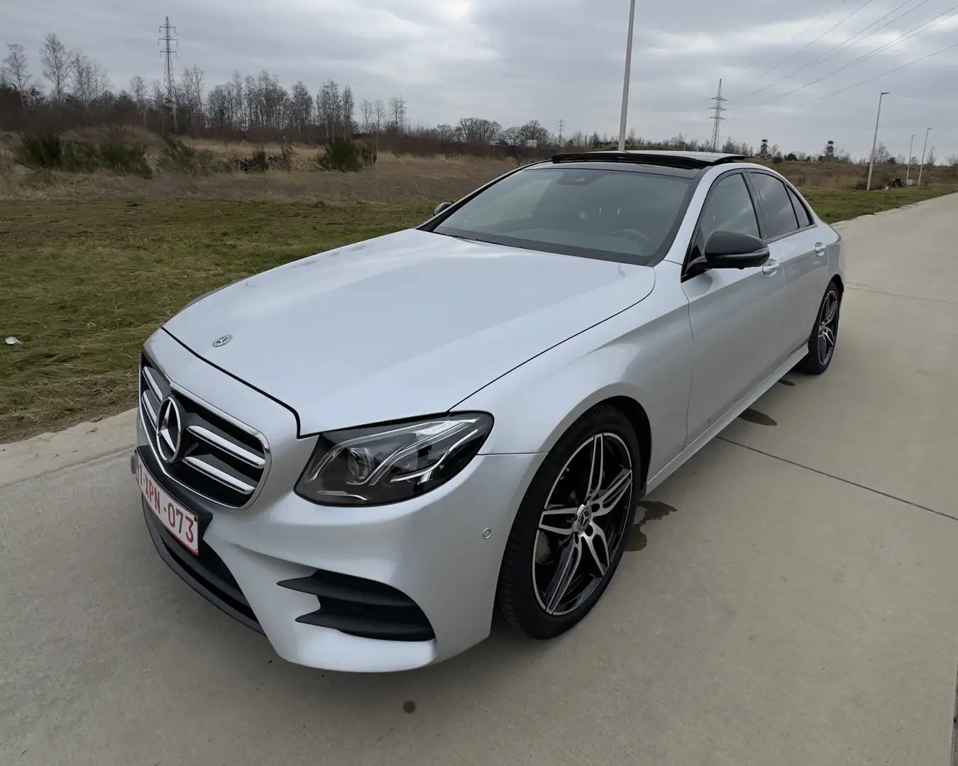 Mercedes-Benz E 200 d 9G-TRONIC - AMG PACK - PANO - MEMORY - BURMESTER - 1