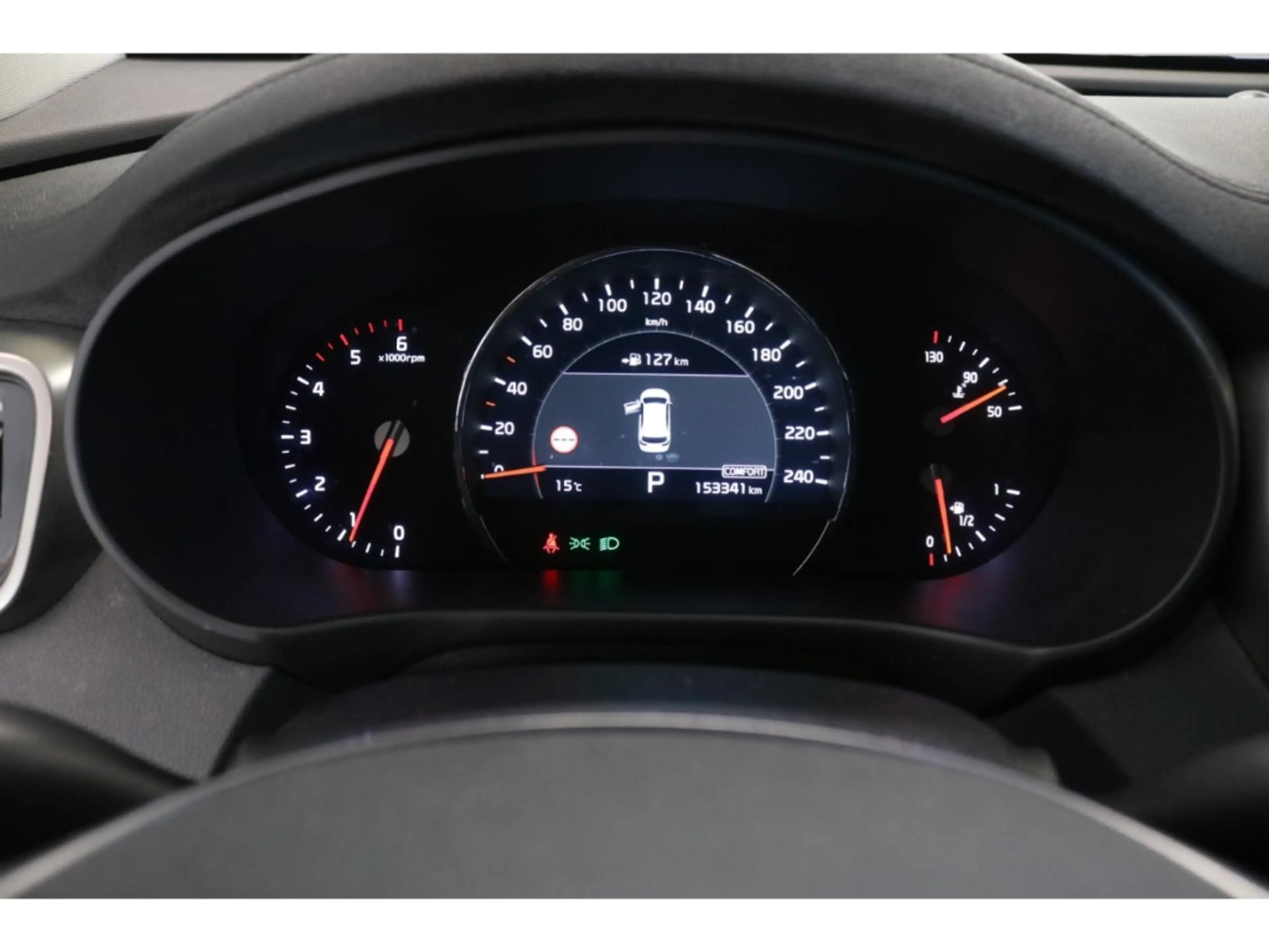 Kia Sorento Platinum Edition 4WD HUD PANO 360 Kamera — photo 6