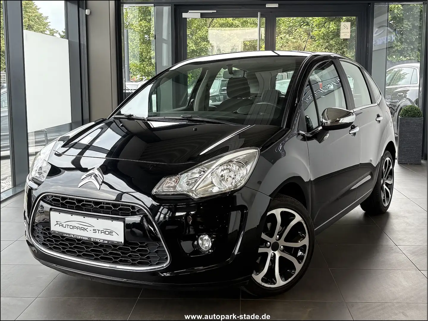 Citroen C3 Selection 4-türig Klima Schwarz - 2