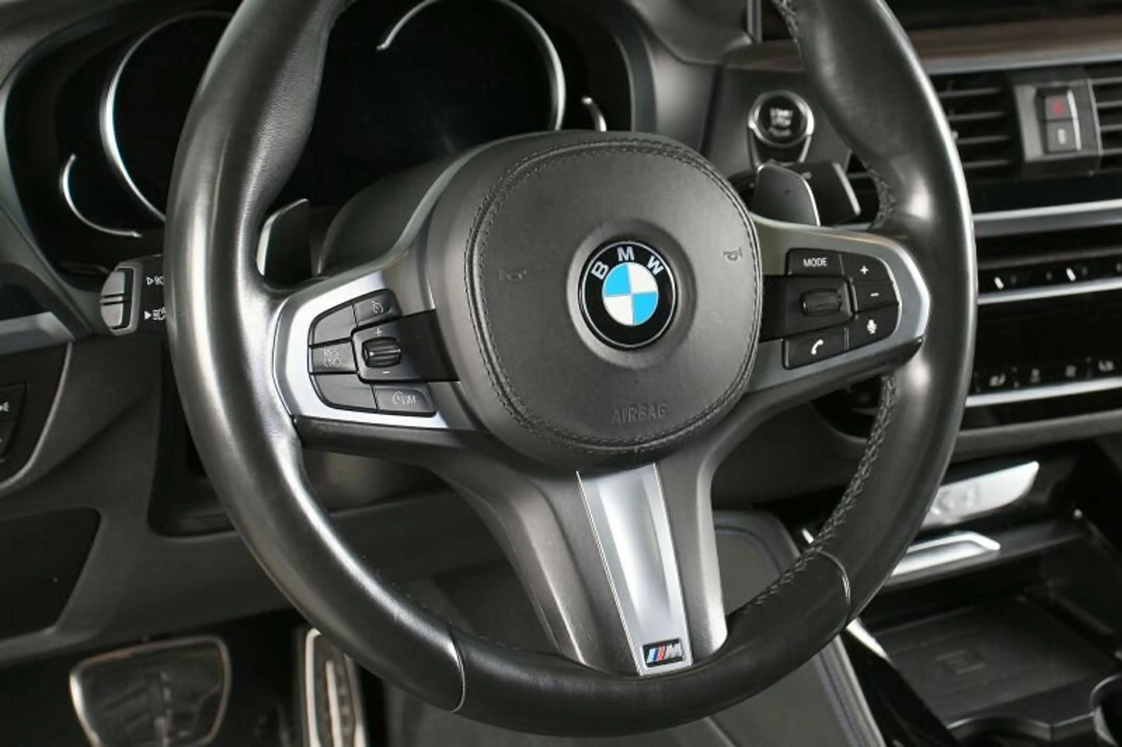 BMW X4 xDr 30iA M Sport 21Zoll LED Park+ HuD Pano — photo 12