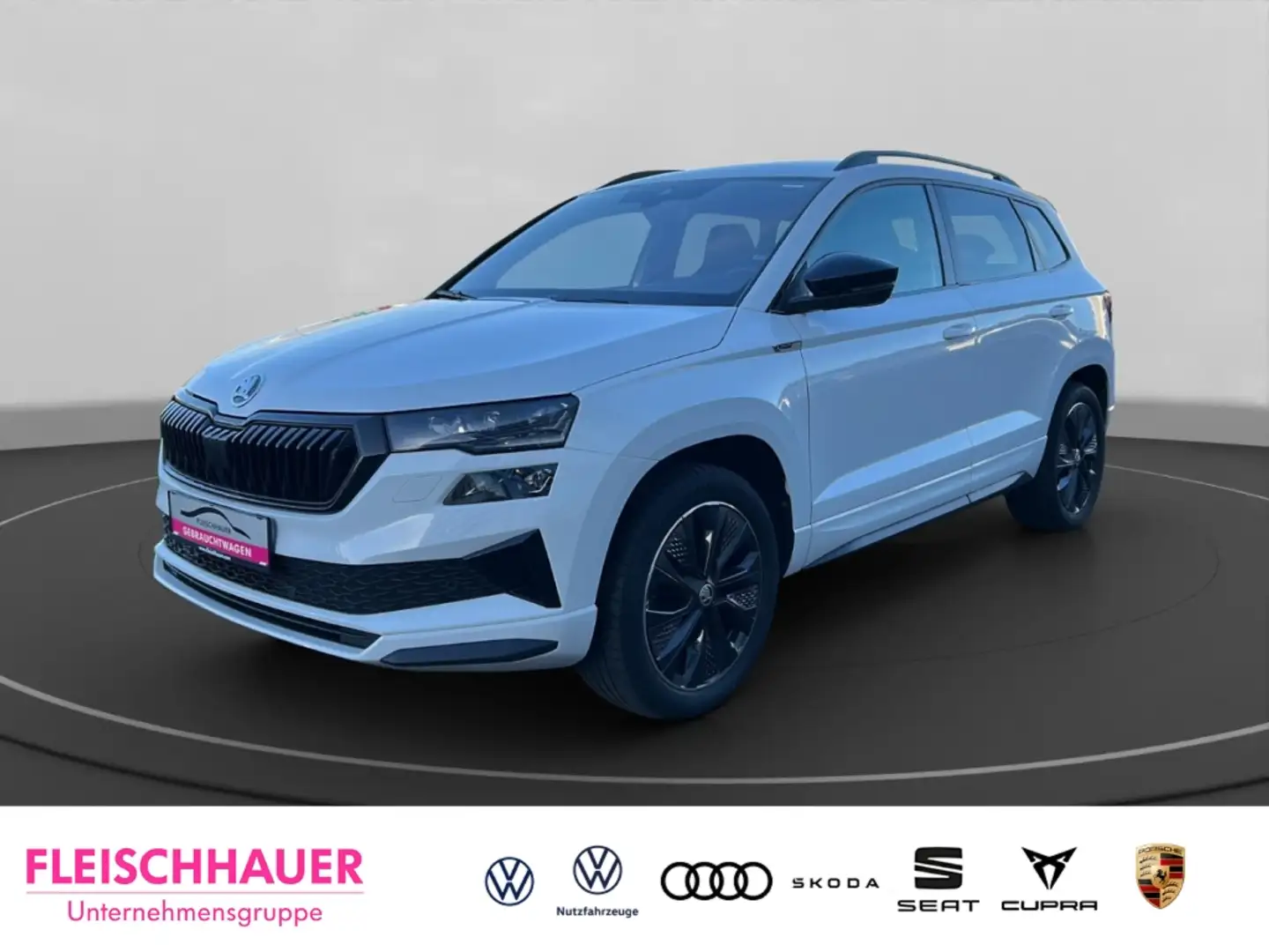 Skoda Karoq Sportline 2,0 TDI DSG 4x4+KAMERA+SHZ+DAB Weiß - 1