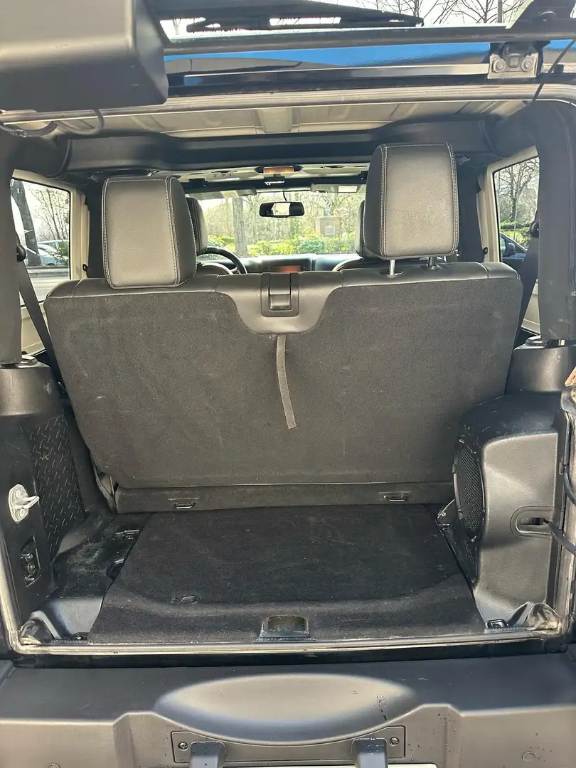Jeep Wrangler 2.8 crd Sahara auto - 2