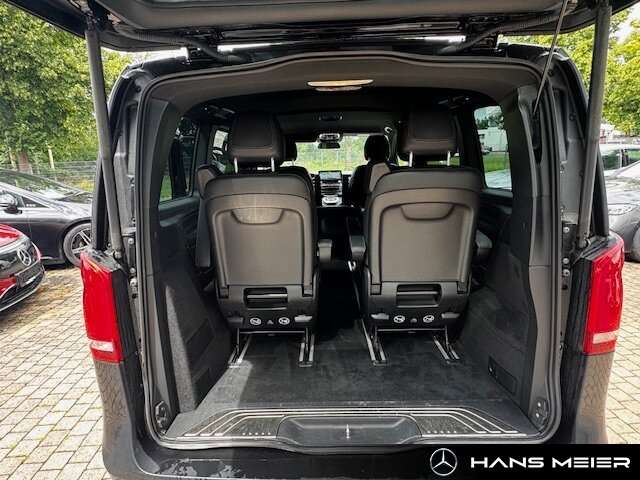 Mercedes-Benz V 220