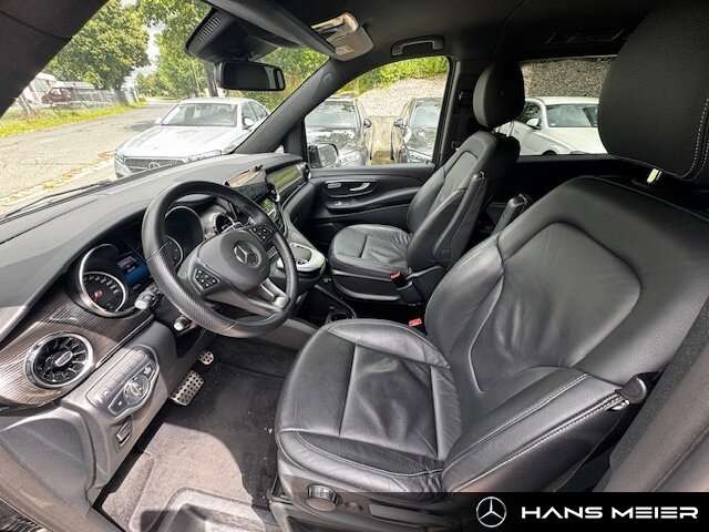 Mercedes-Benz V 220