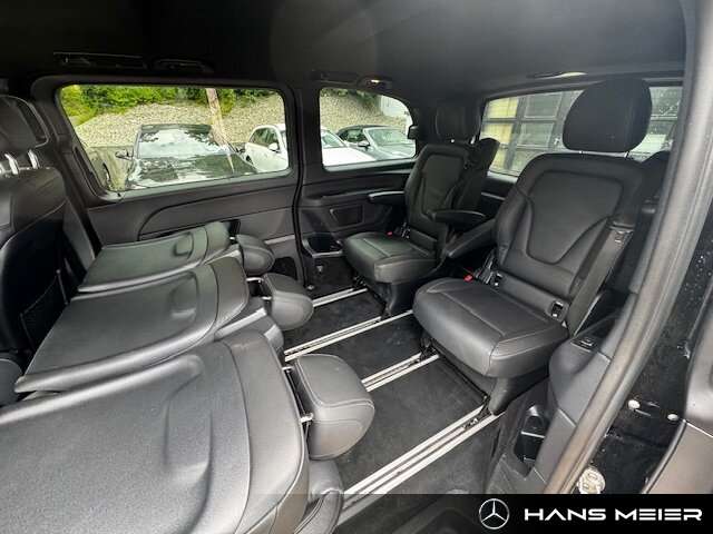 Mercedes-Benz V 220