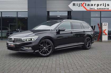 Volkswagen Passat Variant 1.5 TSI DSG R-Line / Panodak / Leer /19LM /Camera/