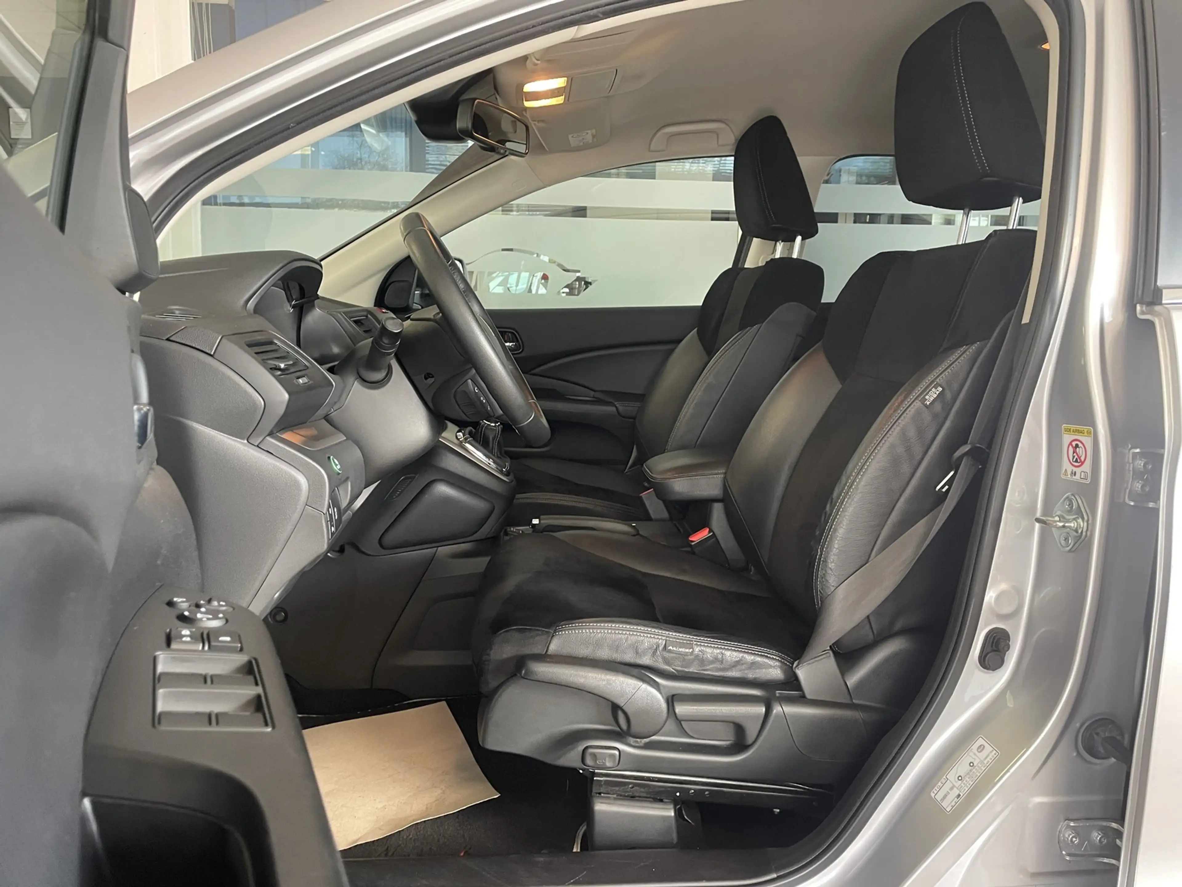 Honda CR-V Lifestyle Alcantara Navi Kamera AHK 1. Hand — photo 12