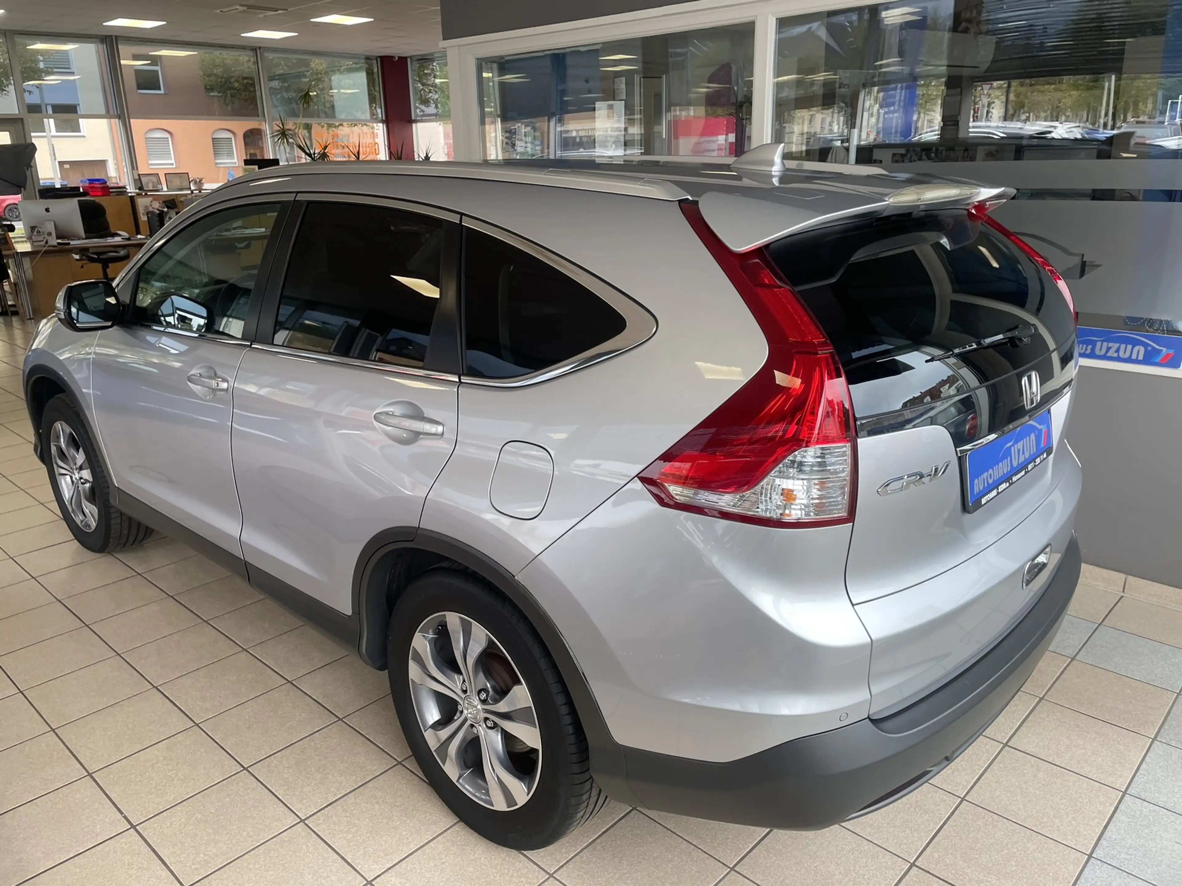 Honda CR-V Lifestyle Alcantara Navi Kamera AHK 1. Hand — photo 7