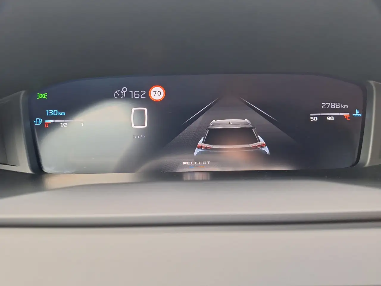 Peugeot 2008 NIEUW! / BTW-wagen / 1e Eigenaar / 12 mnd Waarborg 29