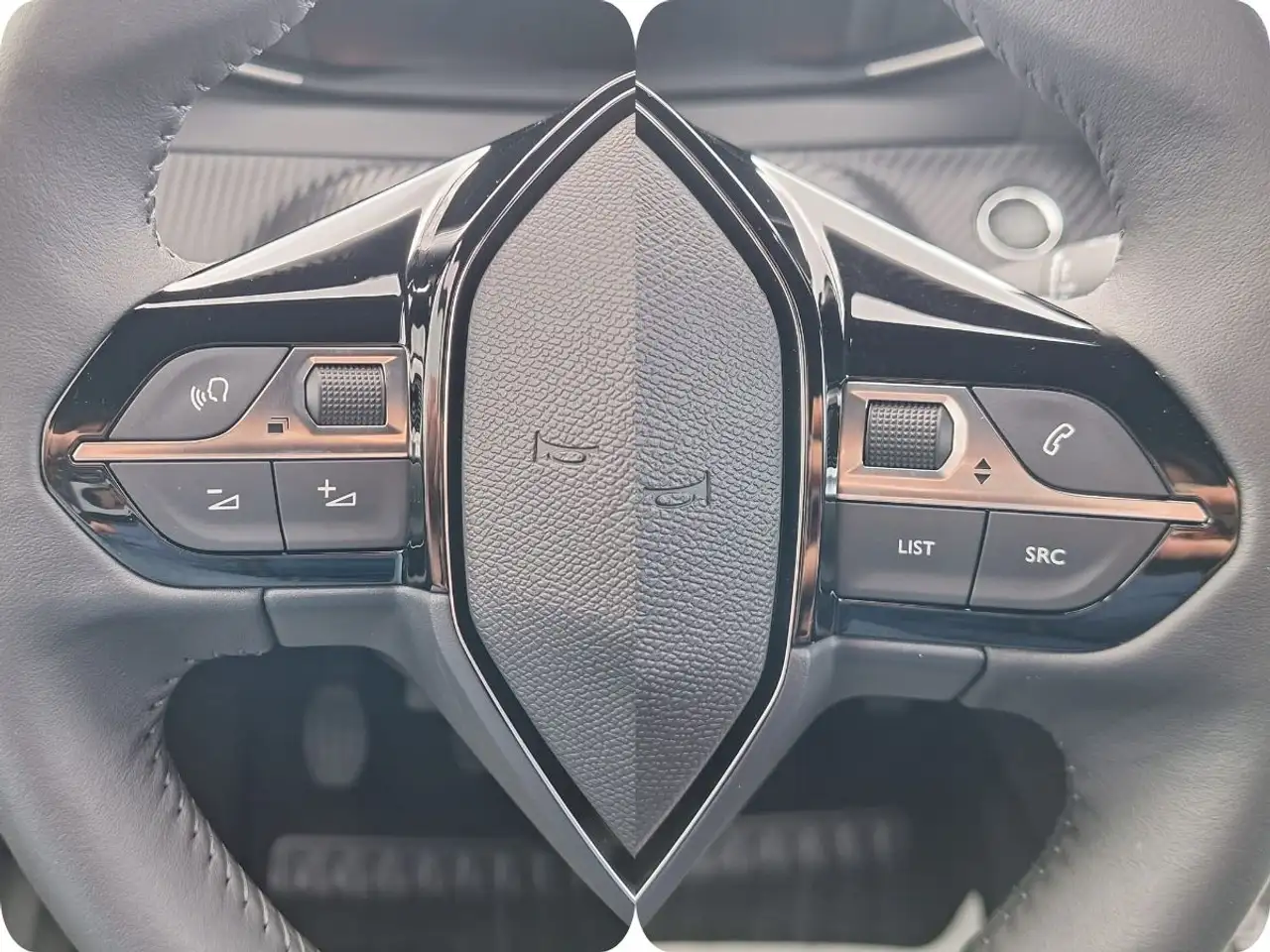 Peugeot 2008 NIEUW! / BTW-wagen / 1e Eigenaar / 12 mnd Waarborg 25