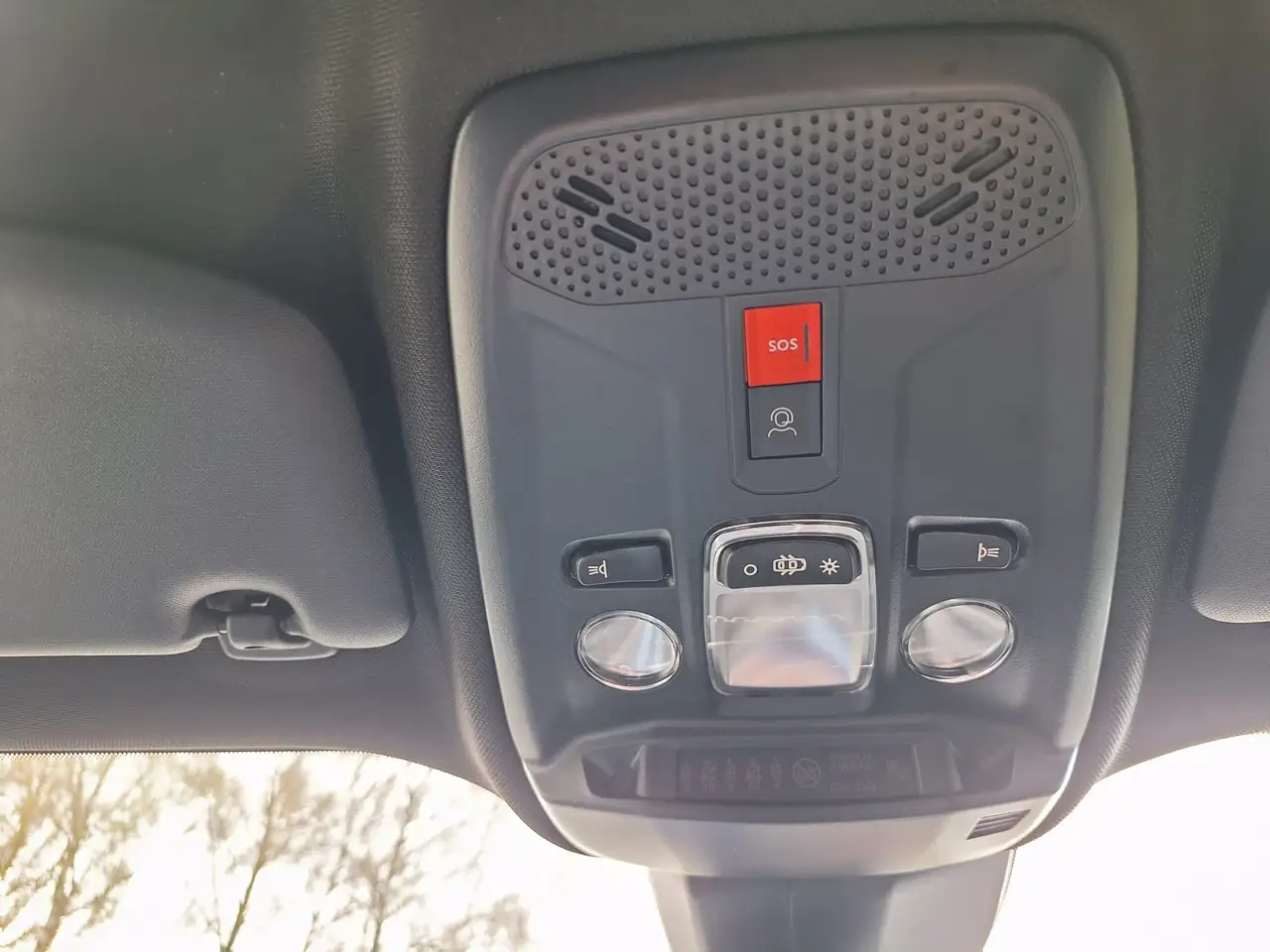 Peugeot 2008 NIEUW! / BTW-wagen / 1e Eigenaar / 12 mnd Waarborg 28