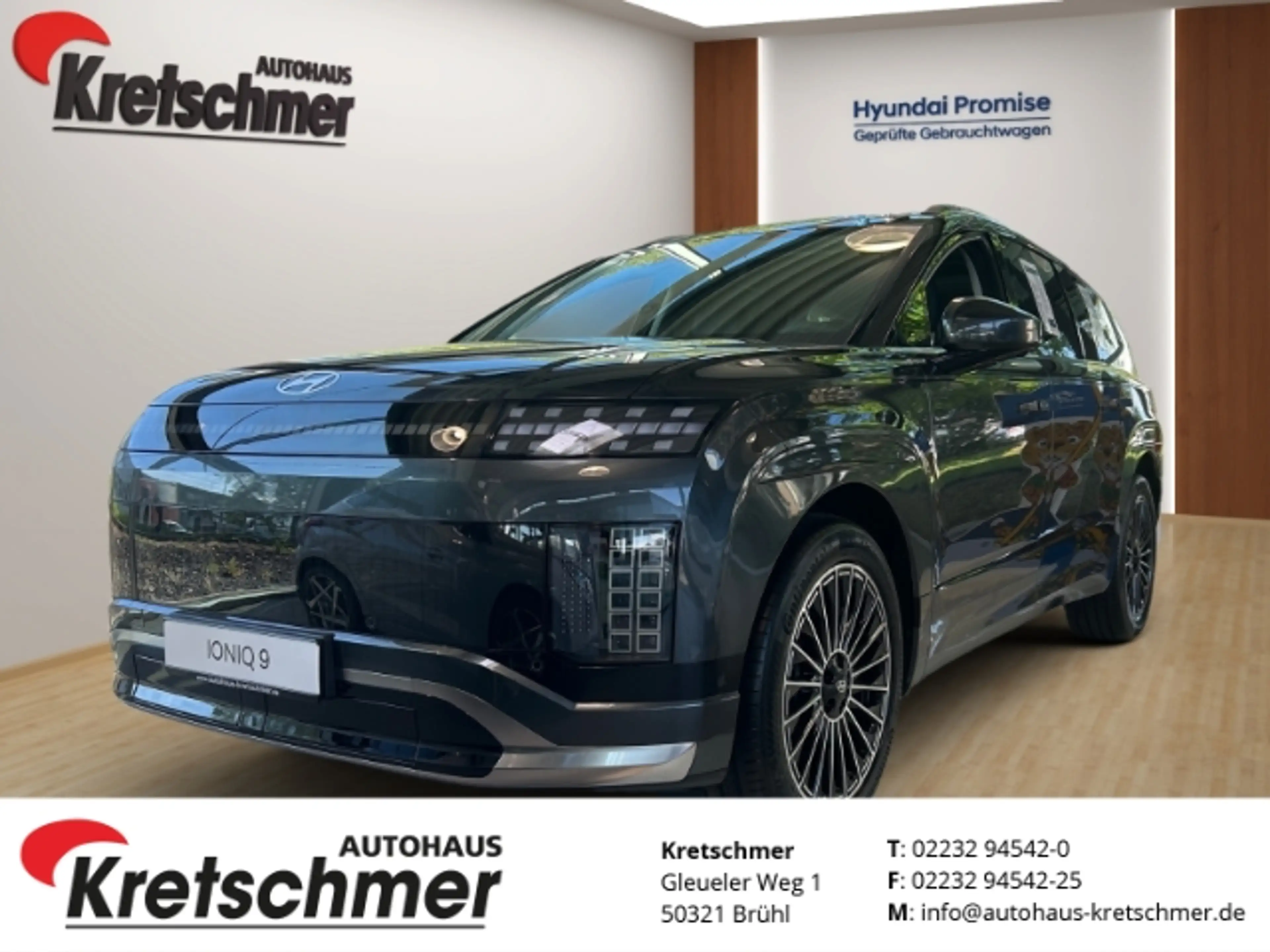 Hyundai IONIQ 9 Uniq 110kWh 7-Sitzer Pano Elektr. Schwenk. AHK