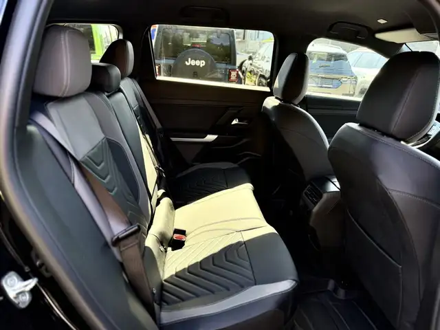 Jeep Compass view 10