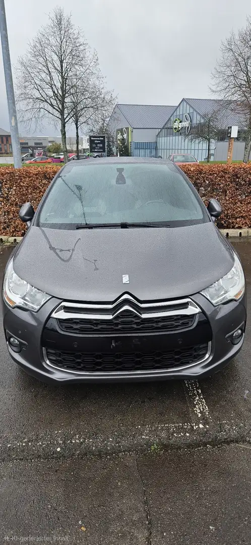 DS Automobiles DS 4 Crossback 2.0 HDI Gris - 2