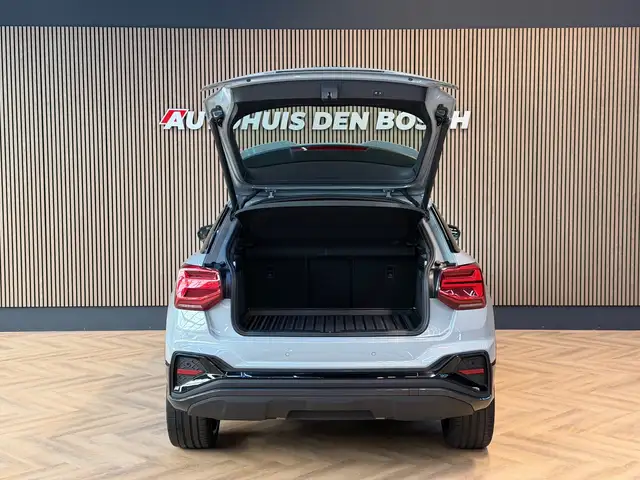 Audi Q2 view 23