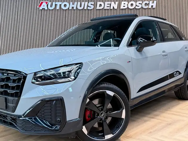 Audi Q2 view 20