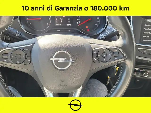 Opel Crossland view 13