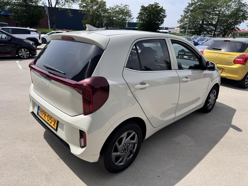Kia Picanto 1.0 DPI DynamicPlusLine MilkyBeige | Privacyglass — photo 6