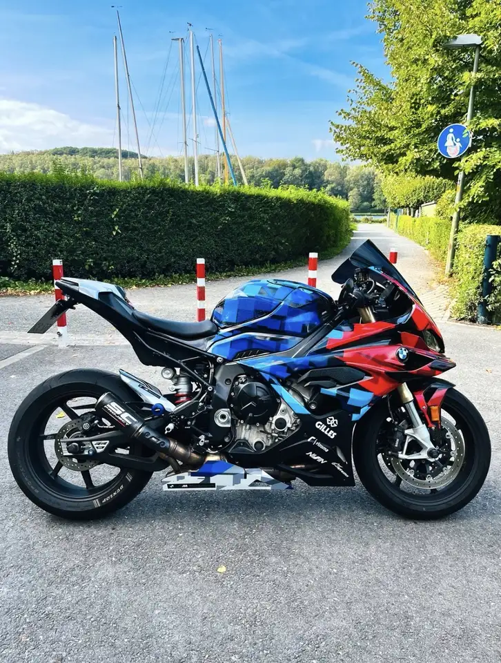 BMW S 1000 RR