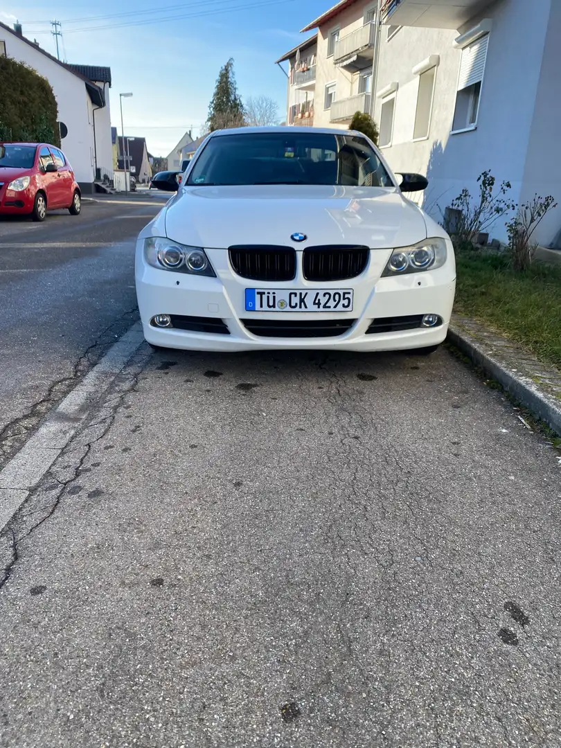 BMW 325 325xi Aut. Weiß - 1