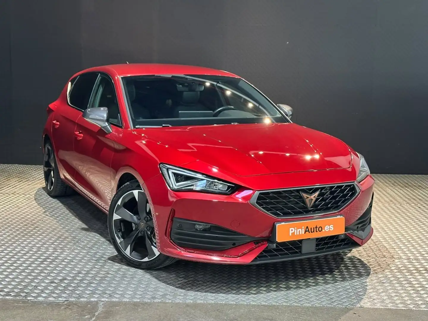 CUPRA 1.5 eTSI 110kW (150CV) DSG Rojo - 2