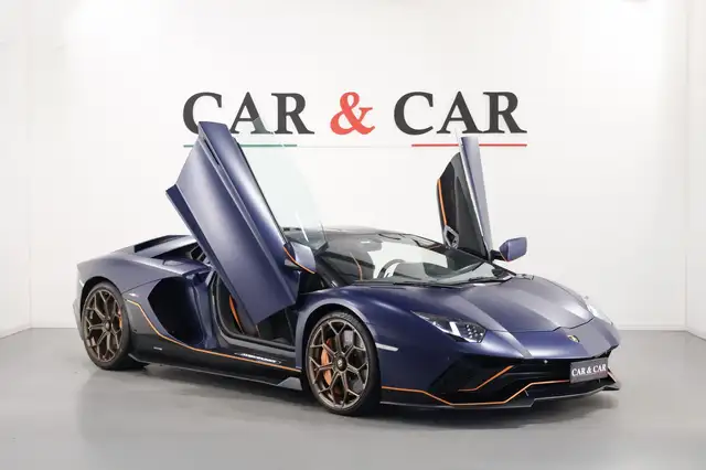 Lamborghini Aventador 1 of 250 Ultimae Roadster LP780-4 6.5 V12
