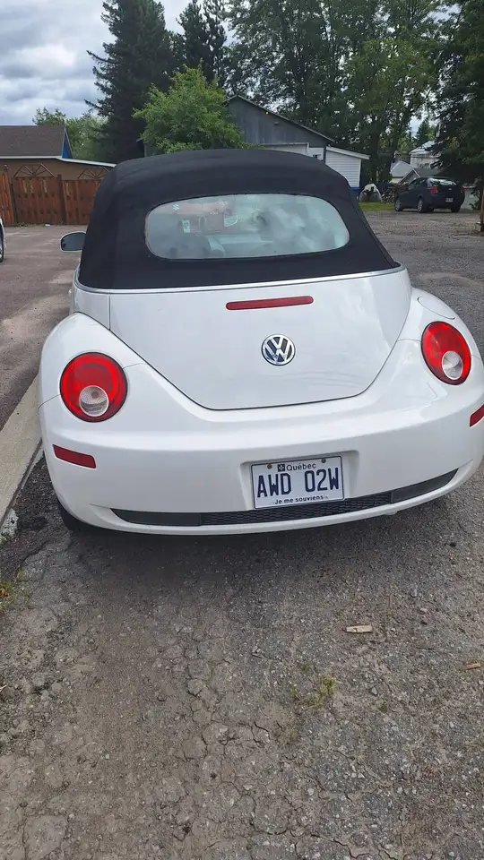 Volkswagen Beetle снимка Volkswagen Beetle