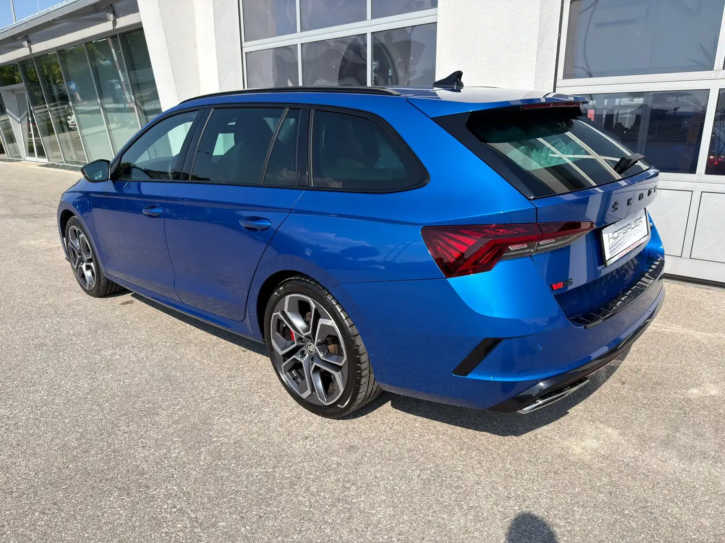 Skoda Octavia RS iV 245 DSG Blau - 2
