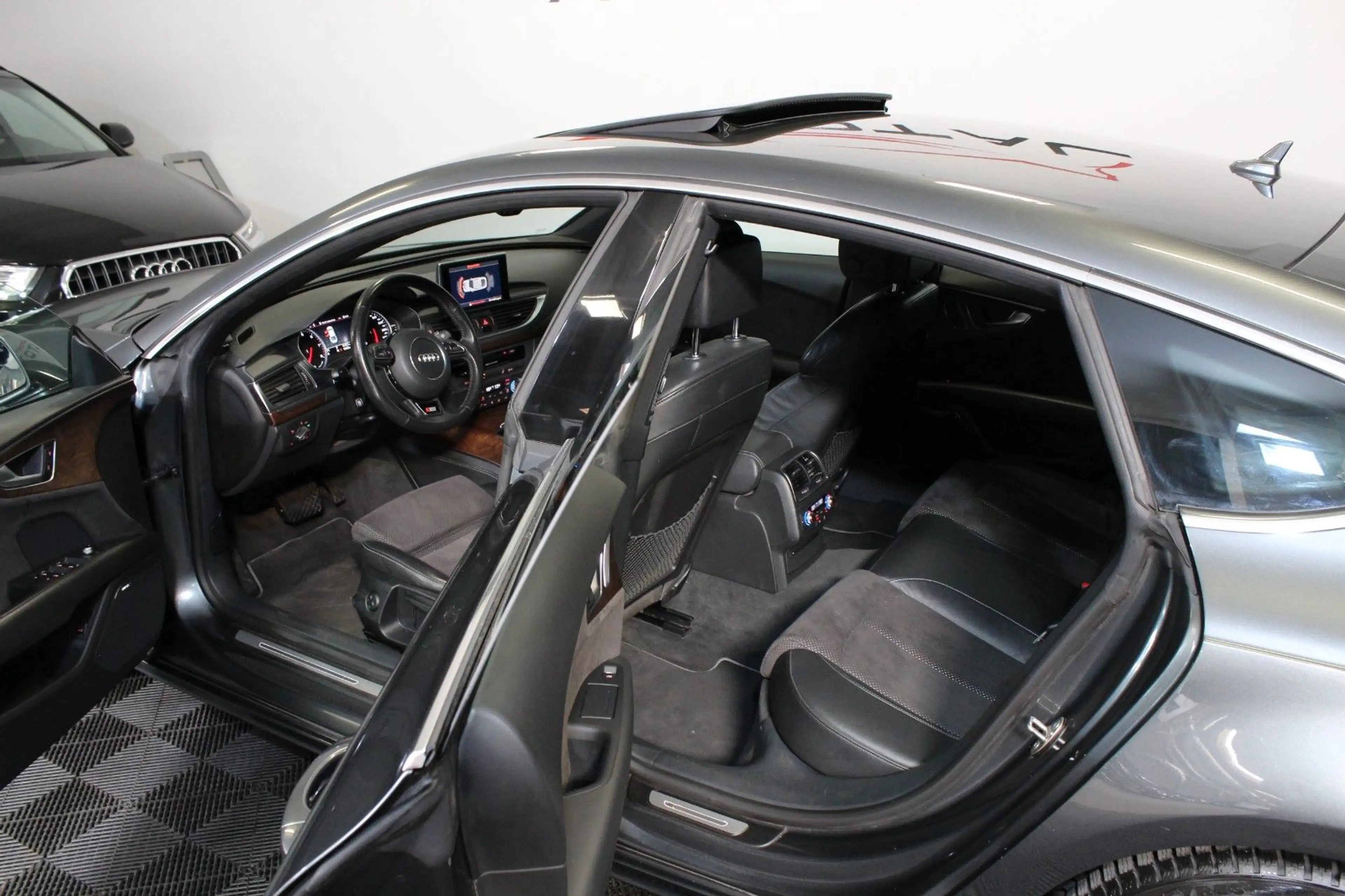 Audi A7 Sportback 3.0 TFSI quattro*S Line*Standheiz.* — photo 33